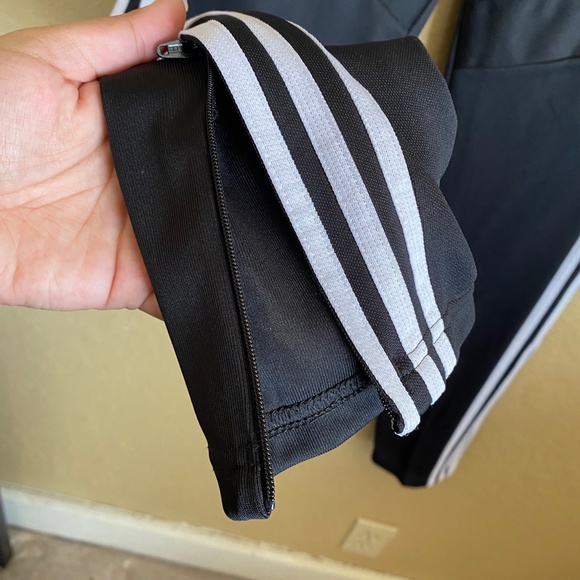 Adidas women's skinny sweats - Picture 2 of 5